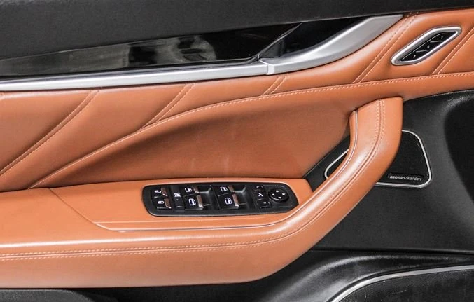 2021 Maserati Levante - Image 8 of 11