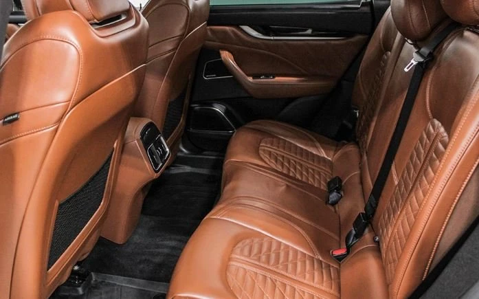 2021 Maserati Levante - Image 7 of 11