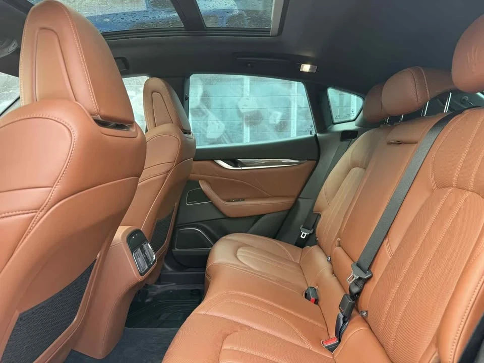 2021 Maserati Levante - Image 17 of 20