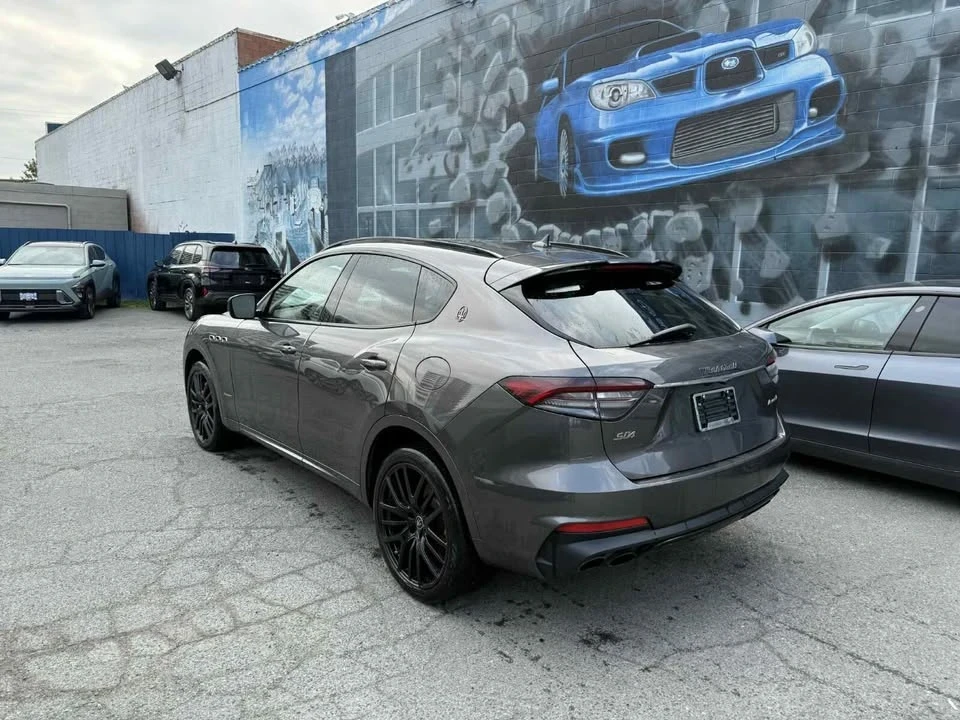 2021 Maserati Levante - Image 4 of 20