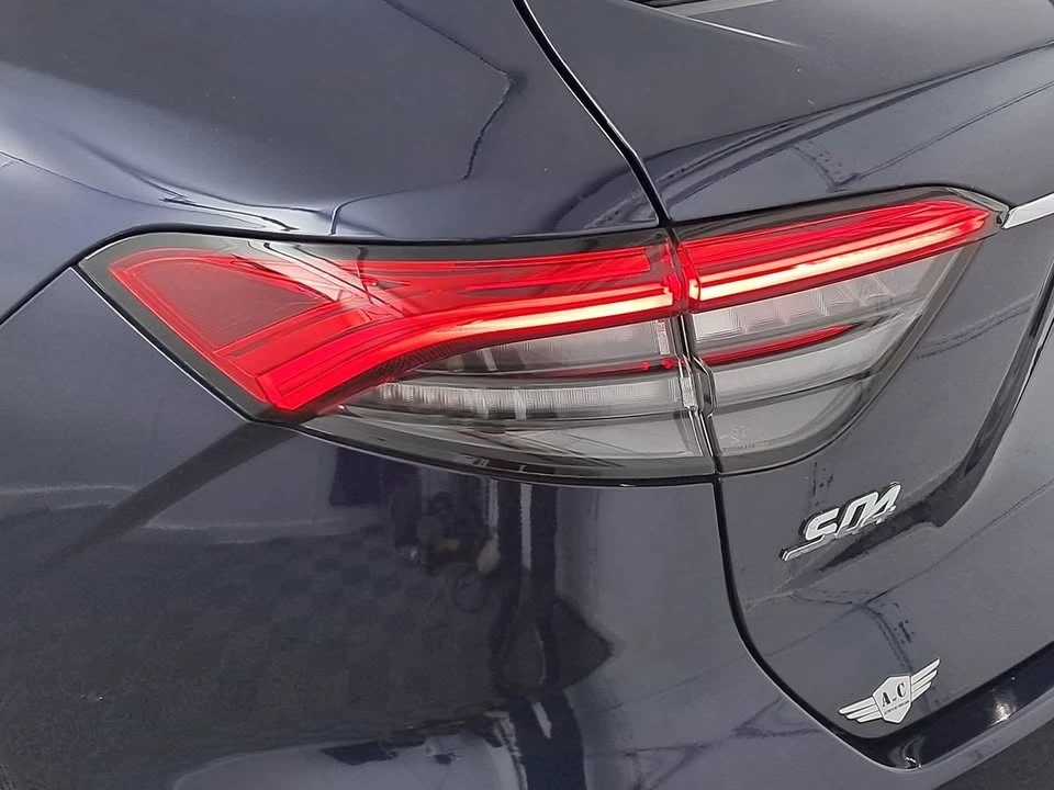 2021 Maserati Levante - Image 7 of 19