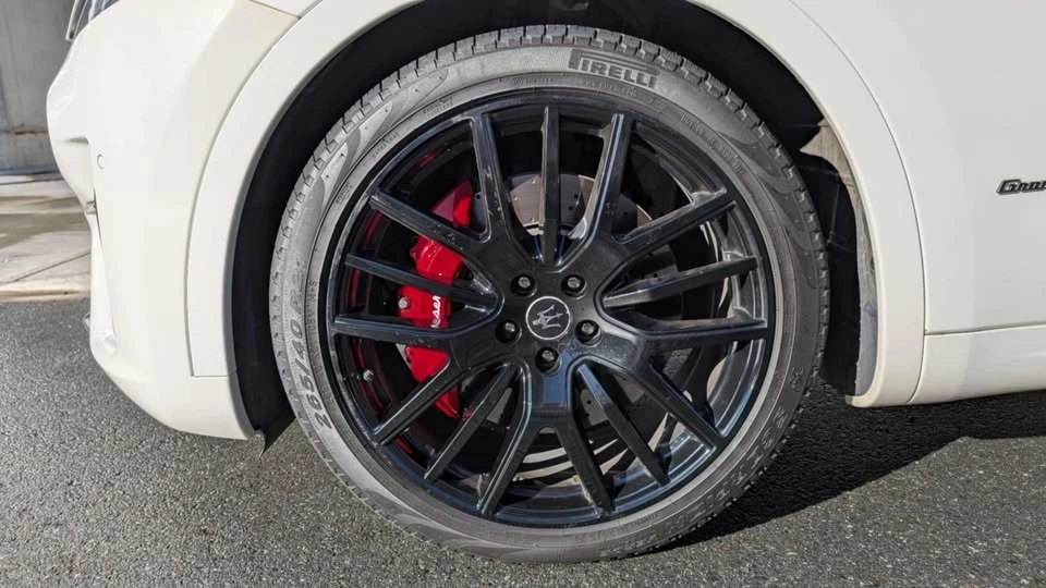 2021 Maserati Levante - Image 10 of 19