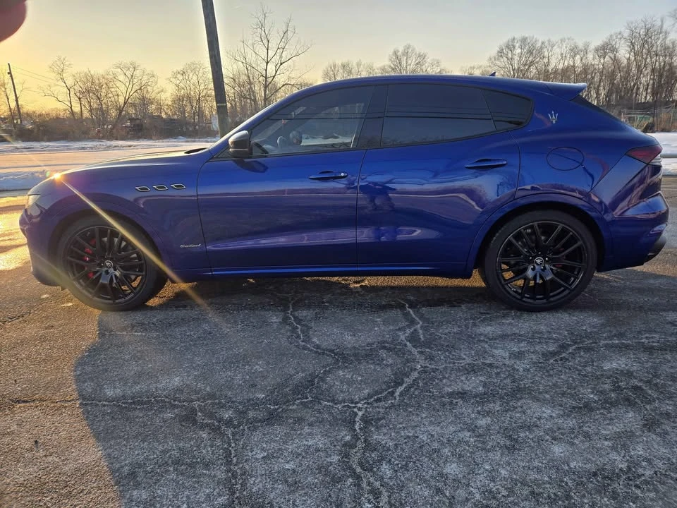 2021 Maserati Levante - Image 7 of 19