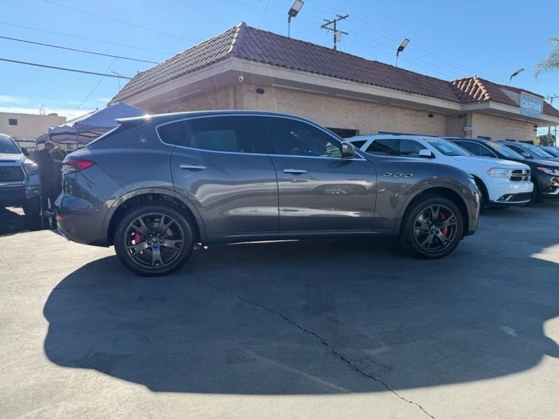 2021 Maserati Levante - Image 8 of 19