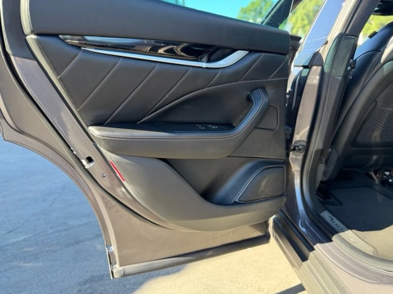 2021 Maserati Levante - Image 14 of 19