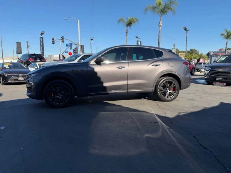 2021 Maserati Levante - Image 4 of 19