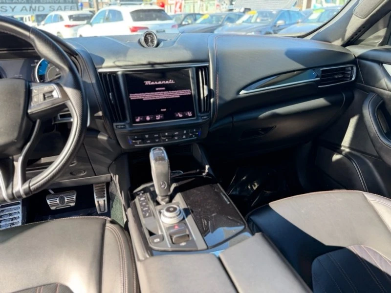 2021 Maserati Levante - Image 18 of 19