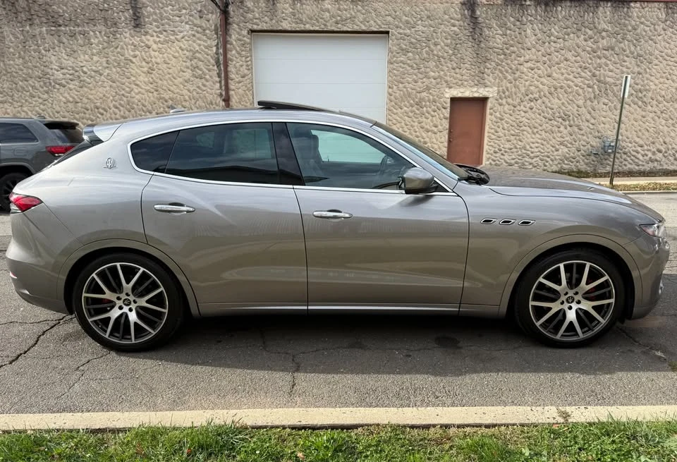 2021 Maserati Levante - Image 4 of 20