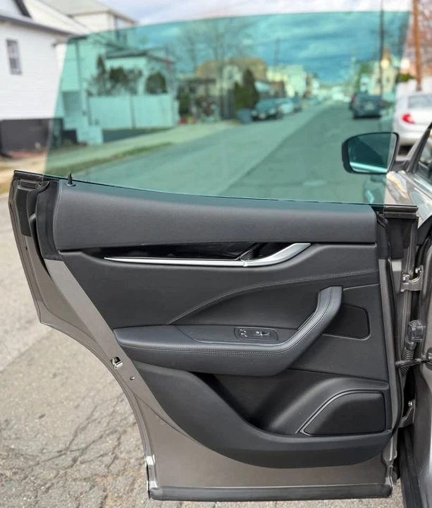 2021 Maserati Levante - Image 10 of 20