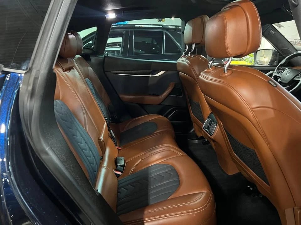2021 Maserati Levante - Image 16 of 17