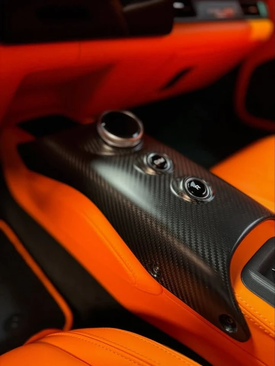2021 Maserati MC20 - Image 2 of 3