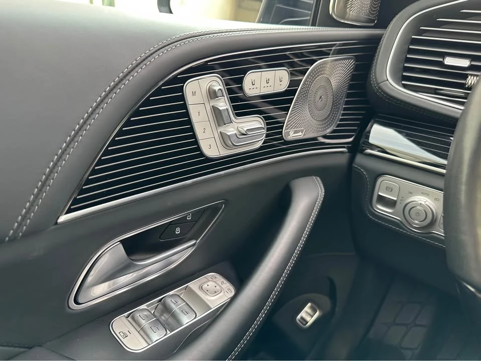 2021 Maybach - Image 13 of 18
