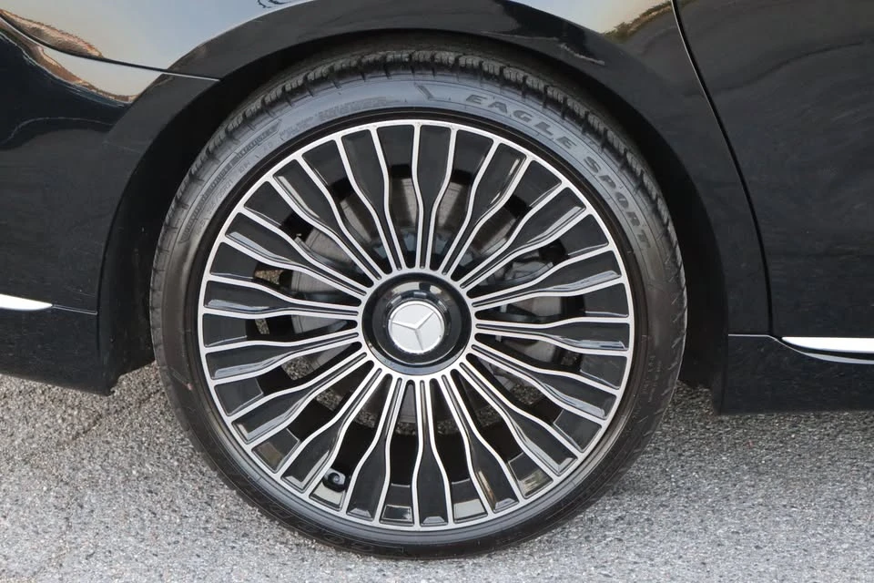 2021 Maybach - Image 10 of 20