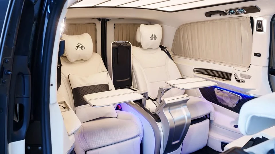 2021 Maybach - Image 13 of 19