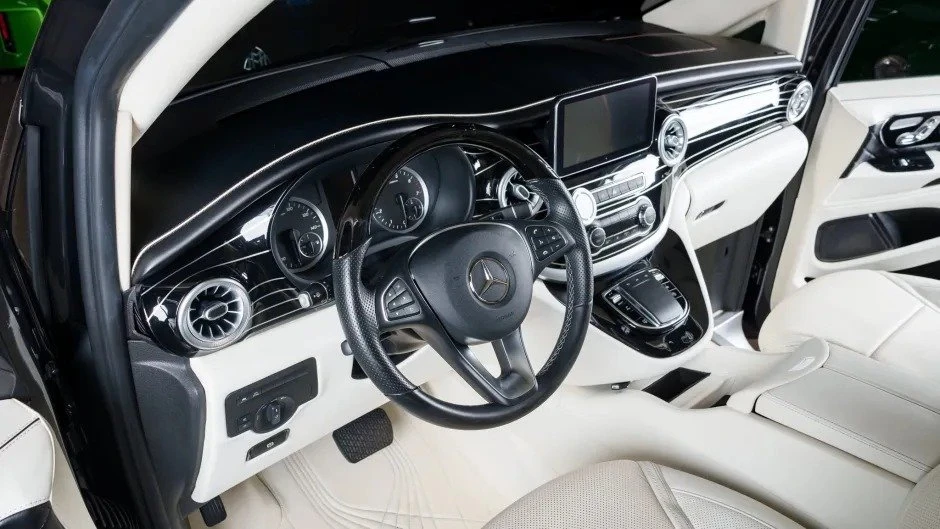 2021 Maybach - Image 11 of 19