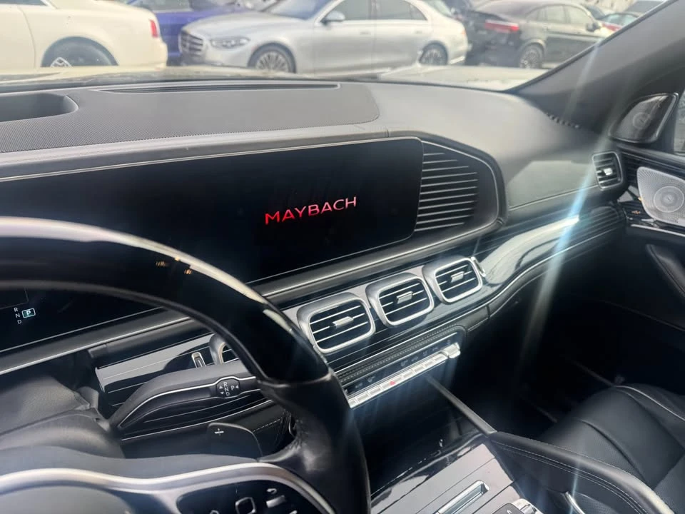 2021 Maybach - Image 2 of 5