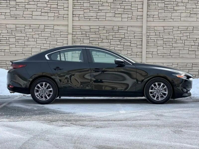 2021 Mazda Mazda 3 4th Gen - Image 9 of 12