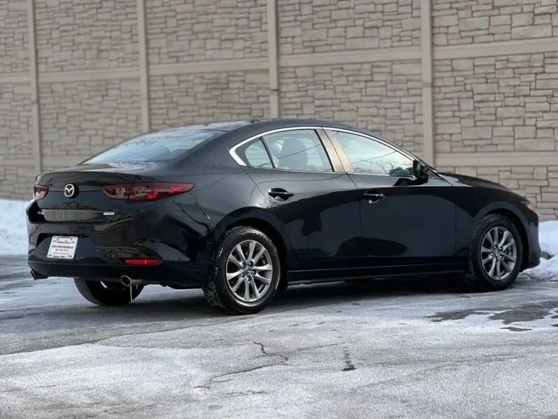 2021 Mazda Mazda 3 4th Gen - Image 8 of 12