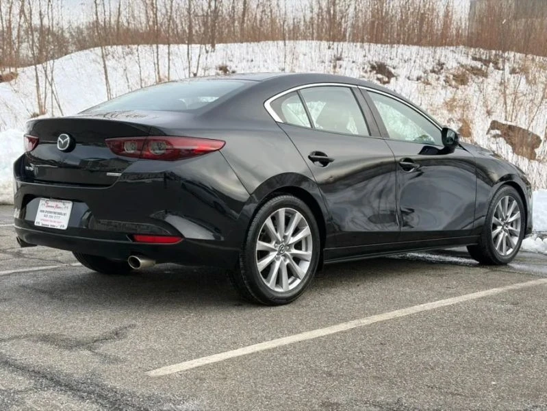 2021 Mazda Mazda 3 4th Gen - Image 8 of 12