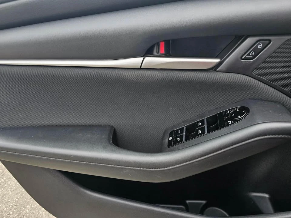 2021 Mazda Mazda 3 4th Gen - Image 12 of 15