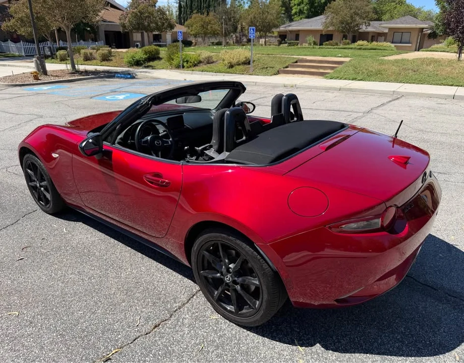 2021 Mazda ND MX-5 Miata - Image 8 of 14