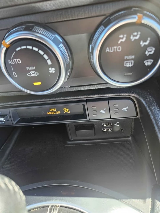 2021 Mazda ND MX-5 Miata - Image 9 of 11