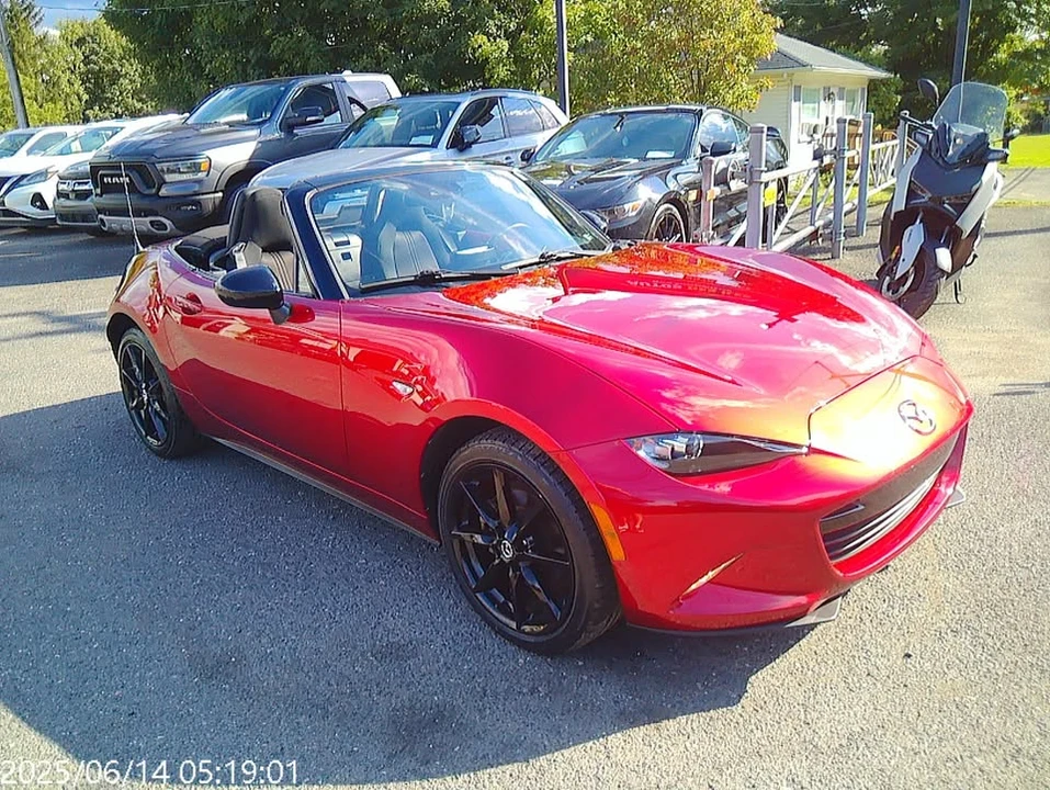 2021 Mazda ND MX-5 Miata - Image 11 of 18