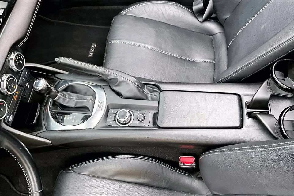 2021 Mazda ND MX-5 Miata - Image 17 of 20