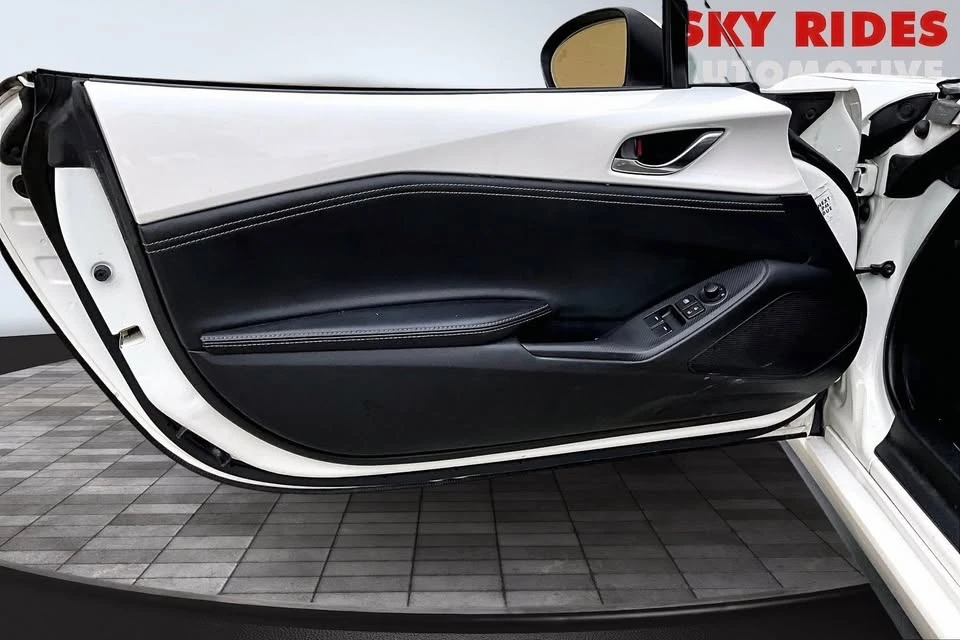 2021 Mazda ND MX-5 Miata - Image 18 of 20