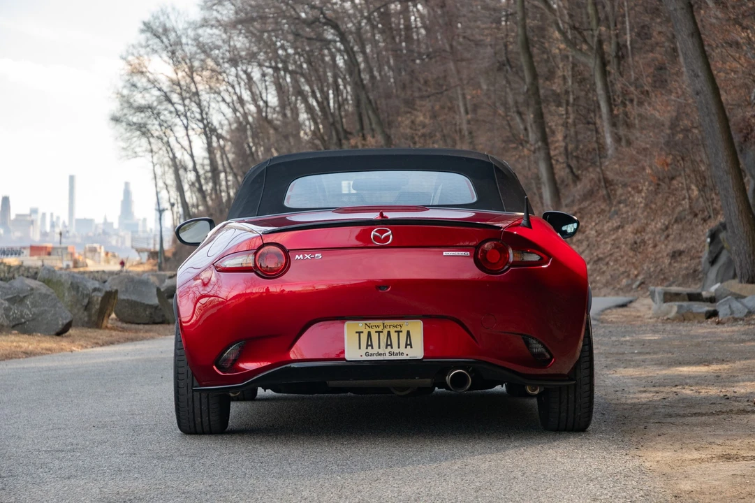2021 Mazda ND MX-5 Miata - Image 20 of 31