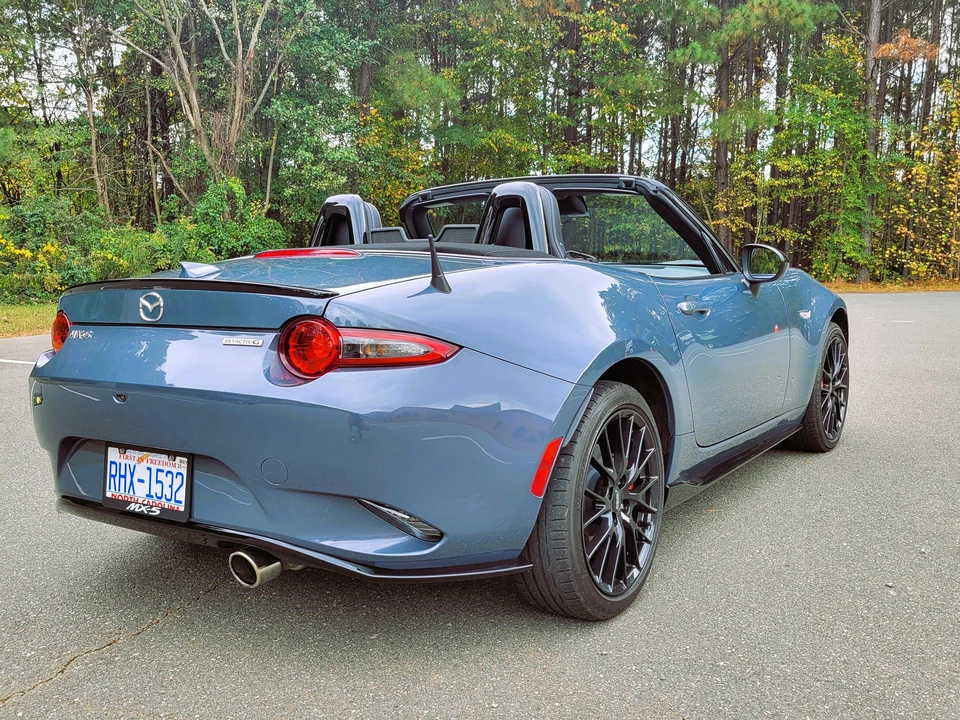 2021 Mazda ND MX-5 Miata - Image 14 of 31