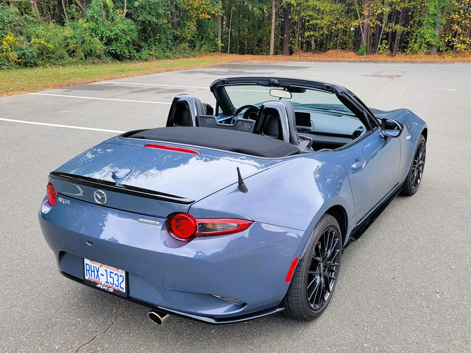 2021 Mazda ND MX-5 Miata - Image 13 of 31