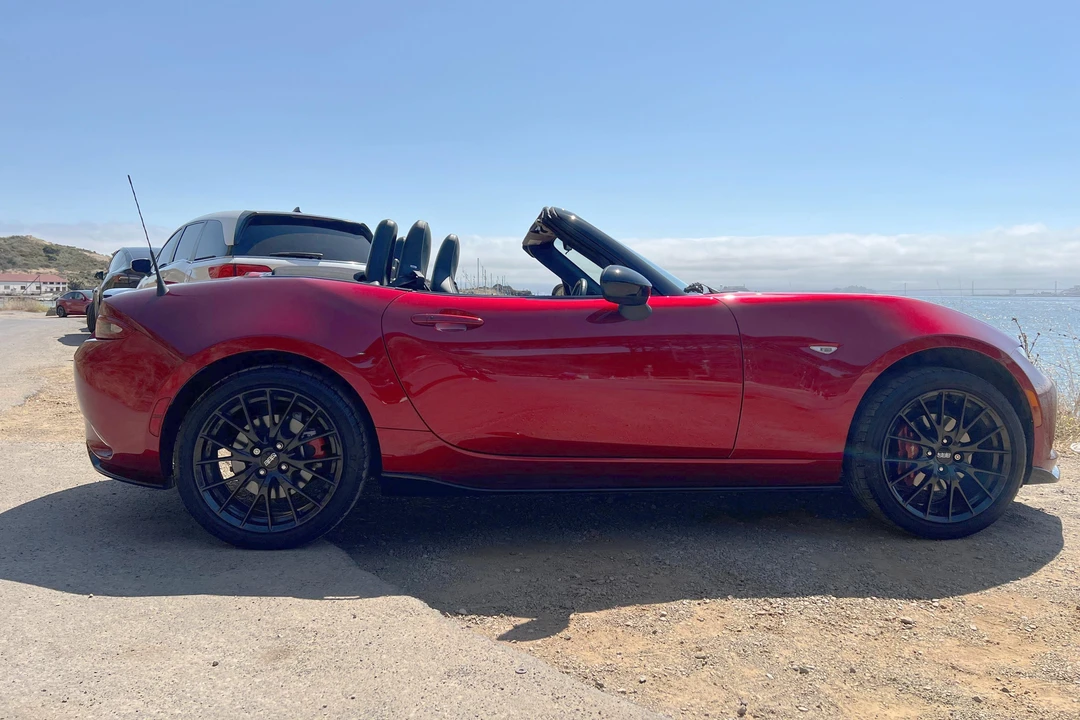2021 Mazda ND MX-5 Miata - Image 17 of 31