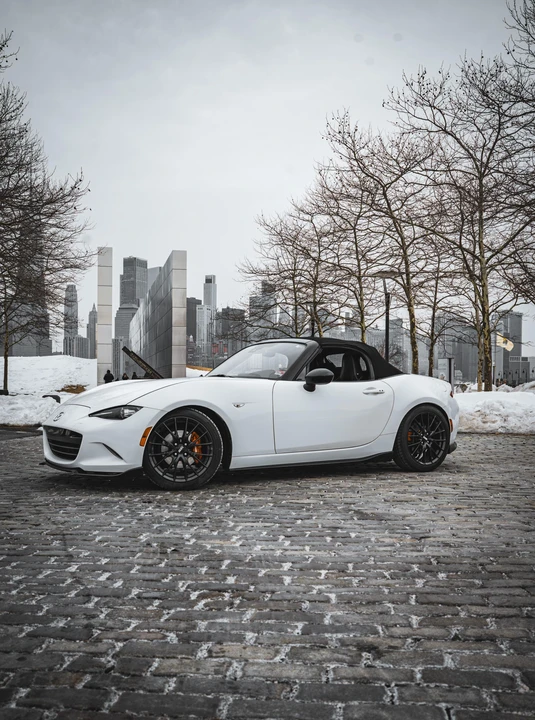 2021 Mazda ND MX-5 Miata - Image 12 of 31
