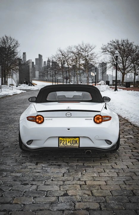 2021 Mazda ND MX-5 Miata - Image 13 of 31