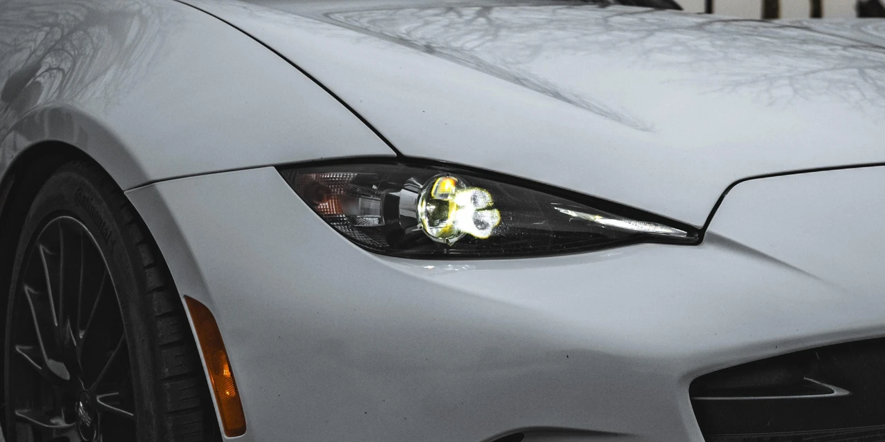 2021 Mazda ND MX-5 Miata - Image 16 of 31