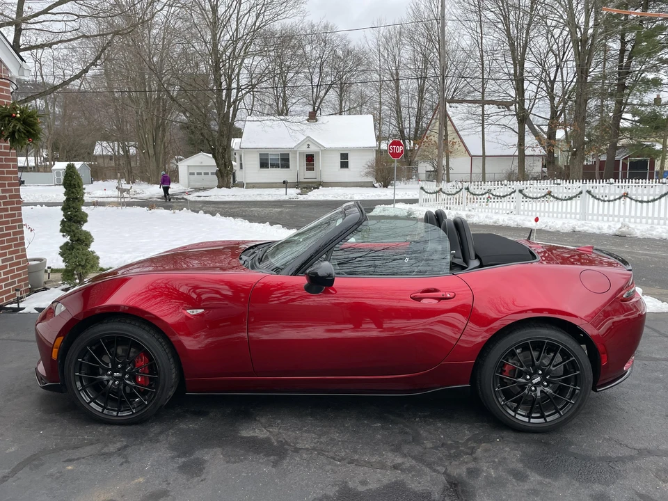 2021 Mazda ND MX-5 Miata - Image 10 of 29