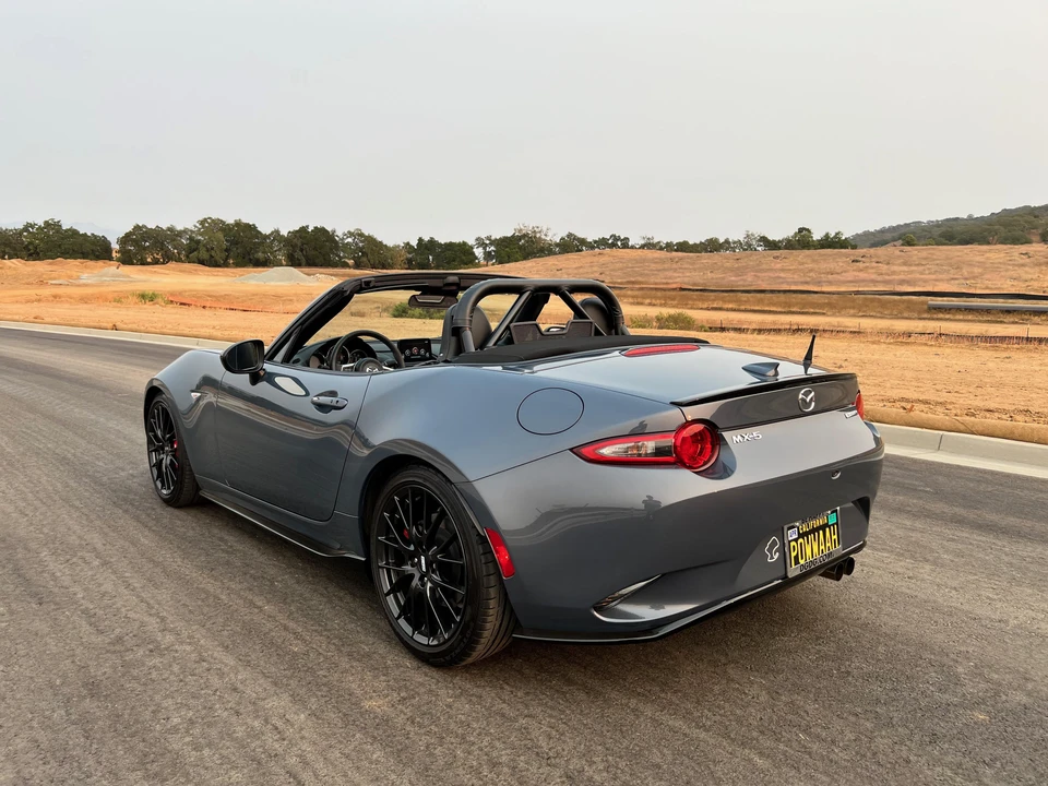 2021 Mazda ND MX-5 Miata - Image 15 of 31