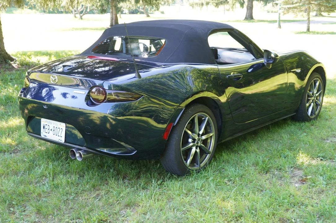 2021 Mazda ND MX-5 Miata - Image 6 of 31