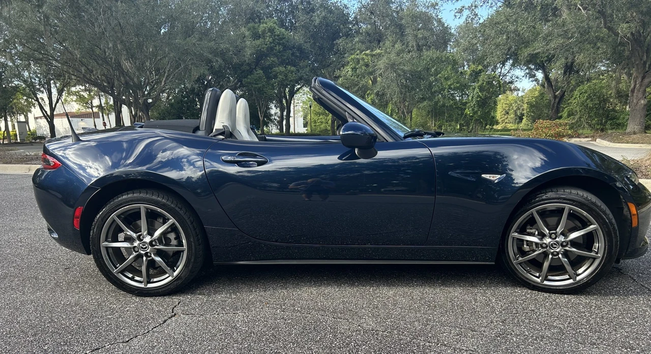 2021 Mazda ND MX-5 Miata - Image 7 of 31