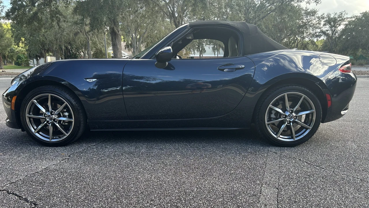 2021 Mazda ND MX-5 Miata - Image 11 of 31