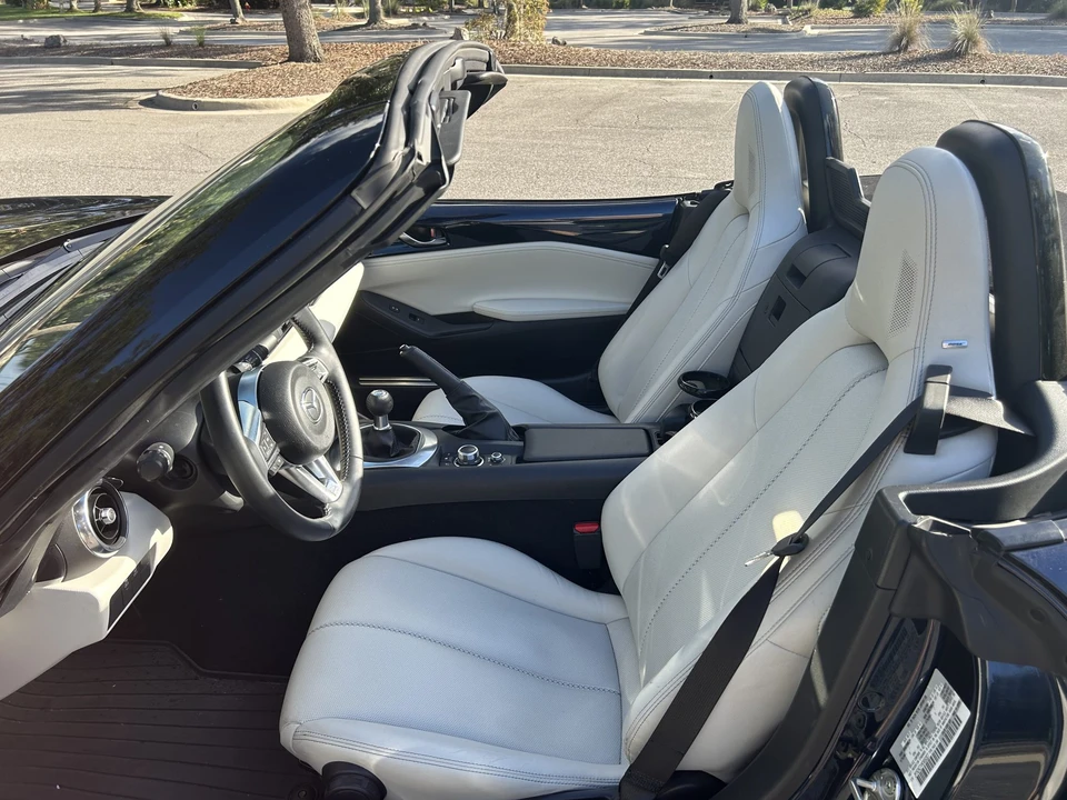 2021 Mazda ND MX-5 Miata - Image 27 of 31