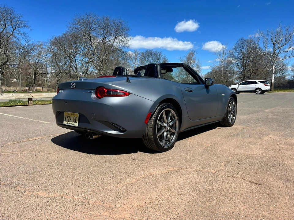 2021 Mazda ND MX-5 Miata - Image 12 of 31
