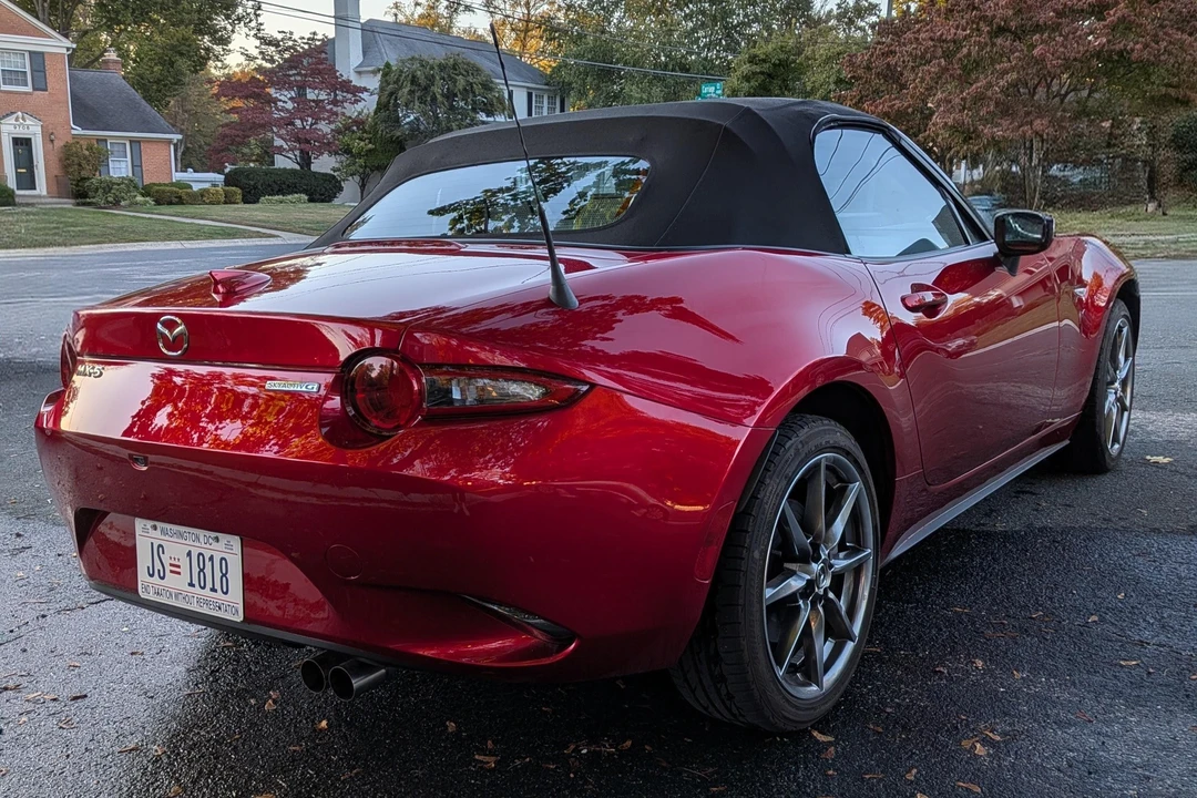 2021 Mazda ND MX-5 Miata - Image 19 of 31