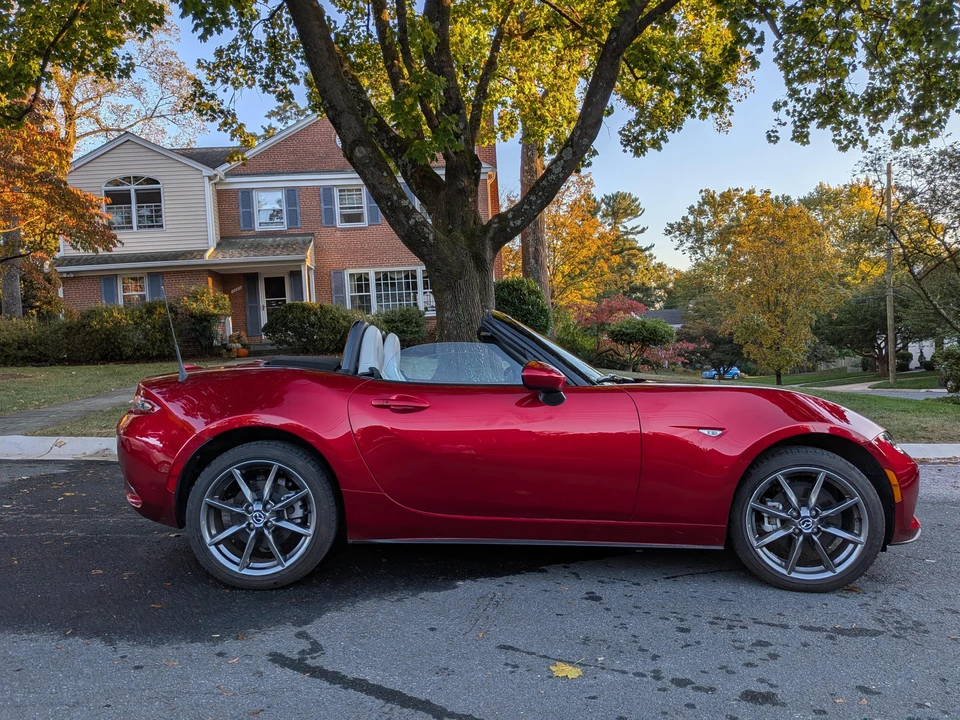 2021 Mazda ND MX-5 Miata - Image 10 of 31