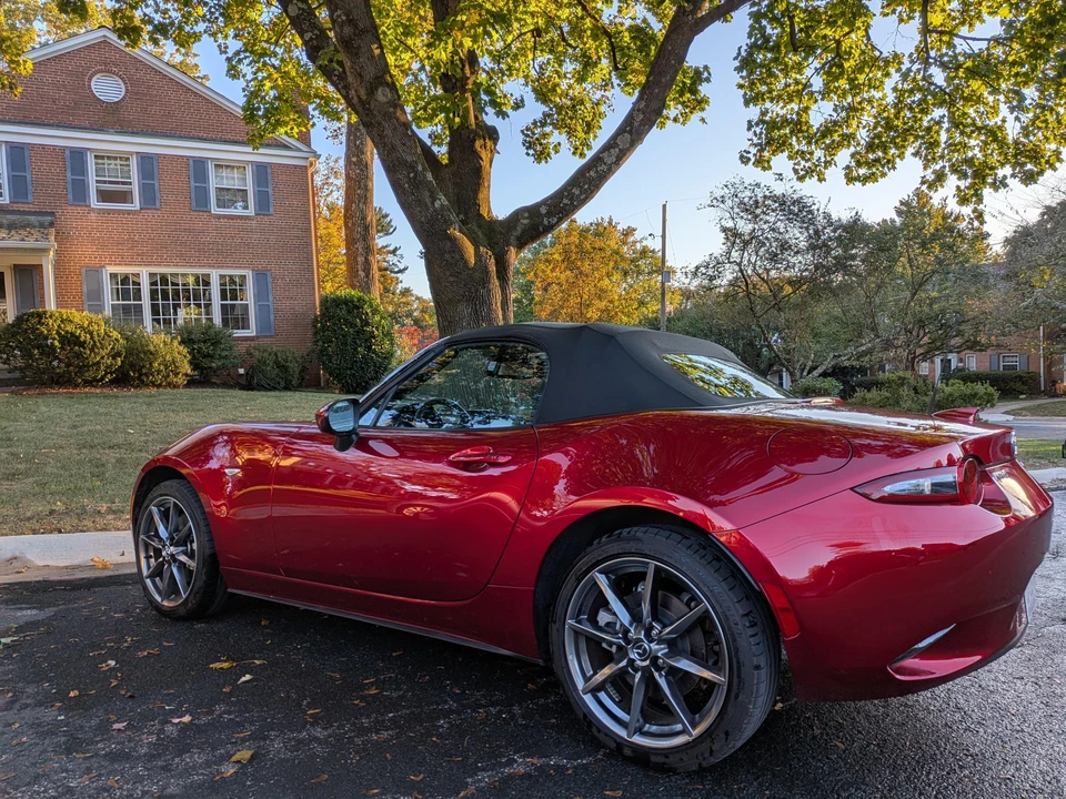 2021 Mazda ND MX-5 Miata - Image 15 of 31