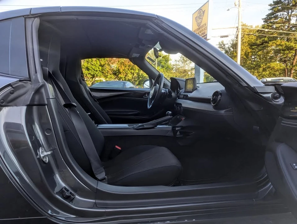 2021 Mazda ND MX-5 Miata - Image 15 of 19