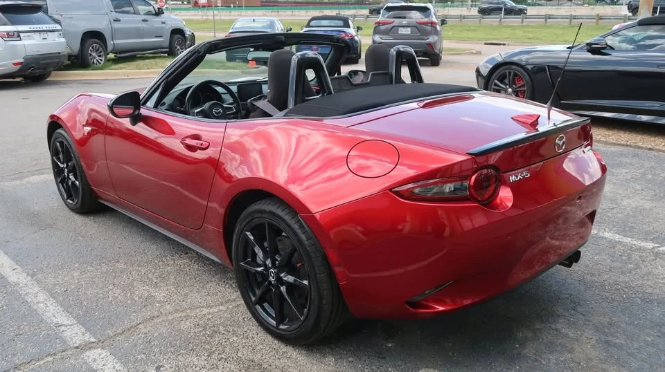 2021 Mazda ND MX-5 Miata - Image 16 of 20