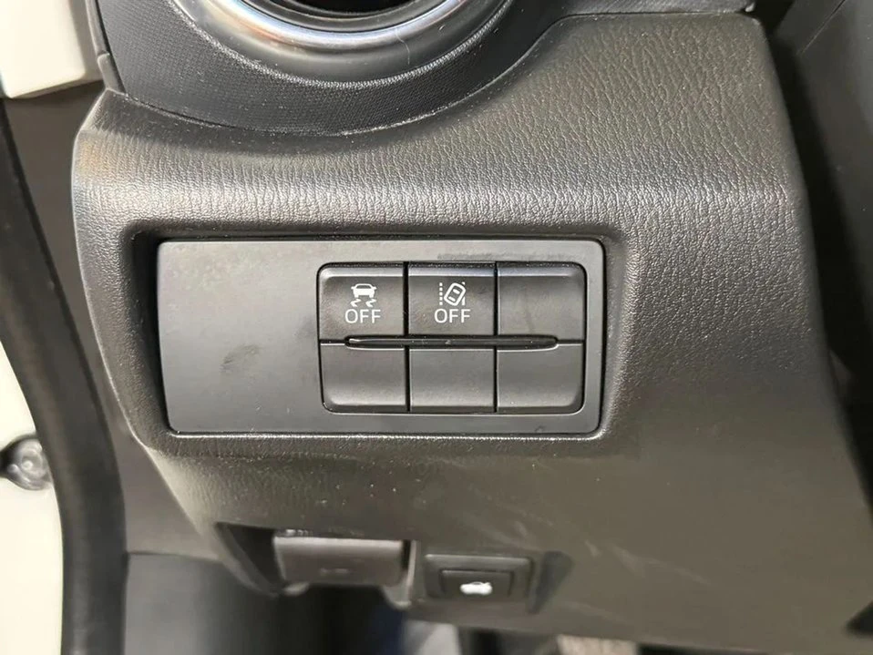 2021 Mazda ND MX-5 Miata - Image 17 of 20
