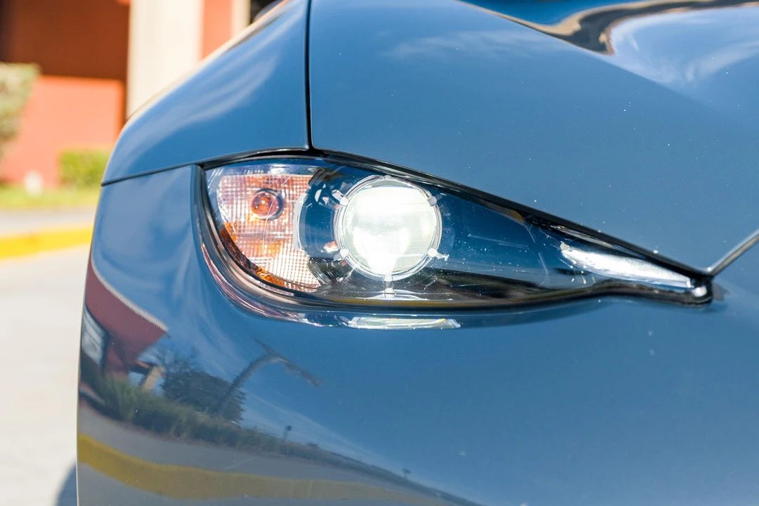 2021 Mazda ND MX-5 Miata - Image 19 of 31